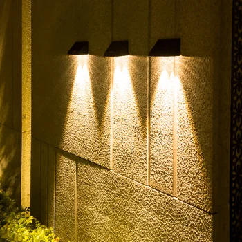 Наружный солнечный настенный светильник Светодиодные садовые фонари Водонепроницаемый датчик управления освещением Лампы на солнечных батареях Двор виллы Балкон Лестница Забор
