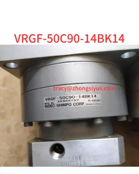 Используемый редуктор VRGF-50C90-14BK14